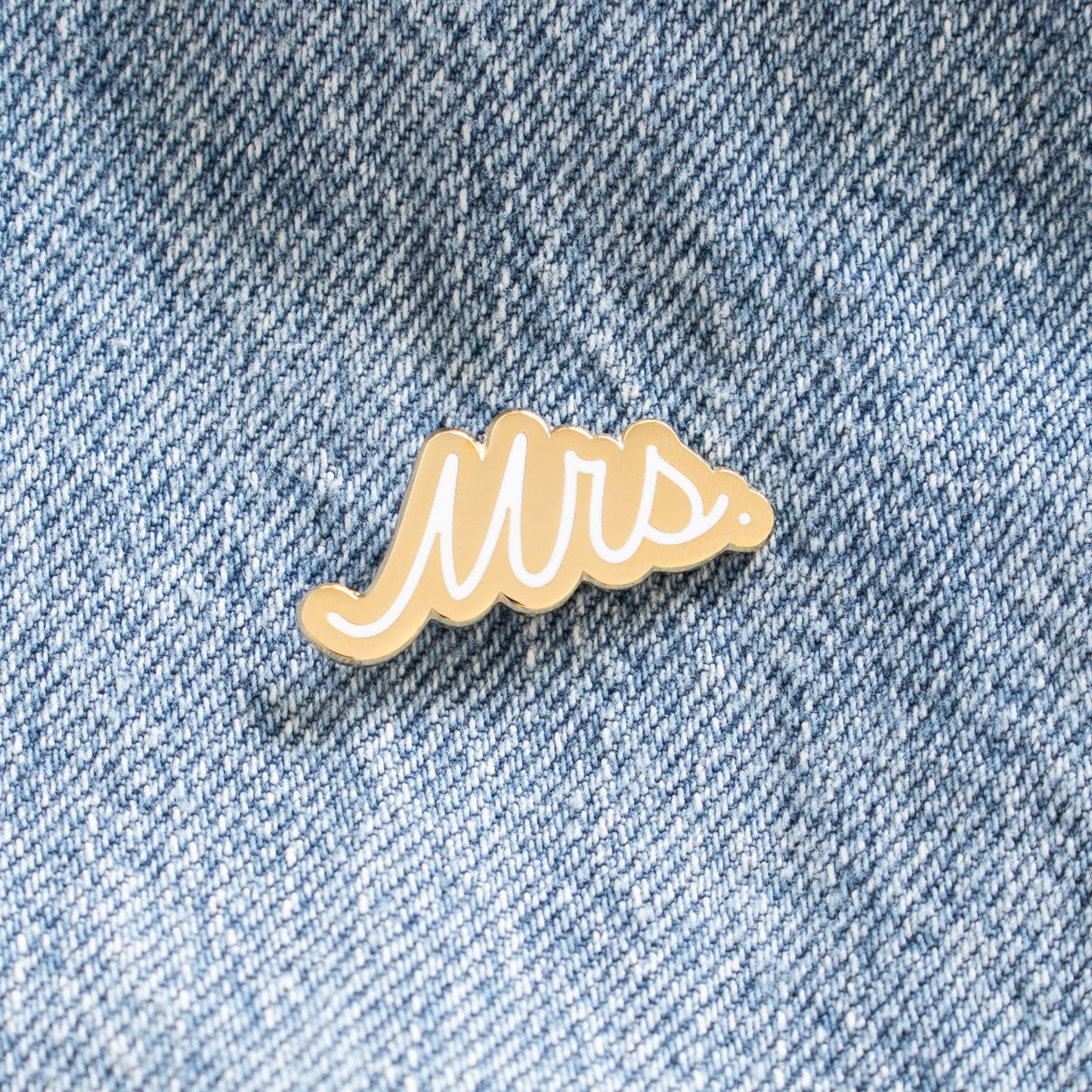 
                  
                    Script Mrs Pin | Palm and Posy
                  
                
