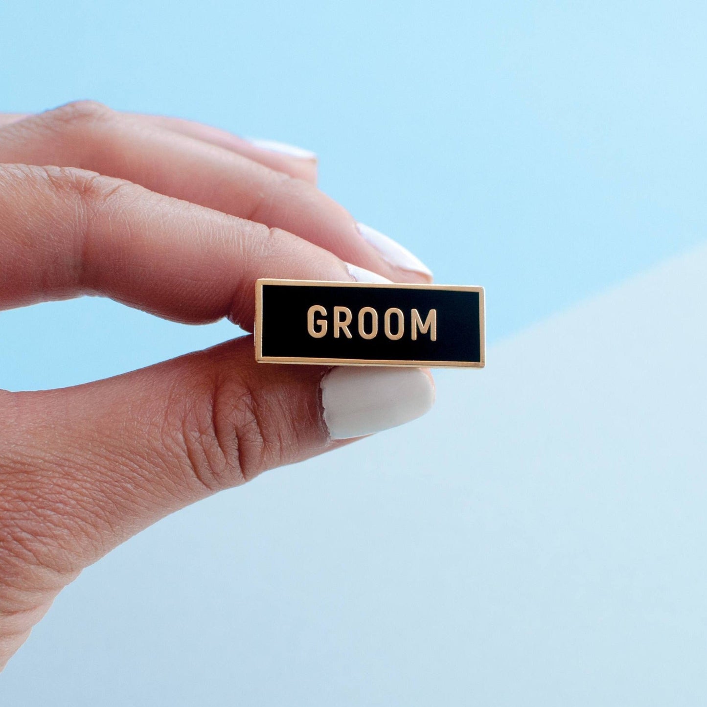 
                  
                    Sans Groom Pin | Palm and Posy
                  
                